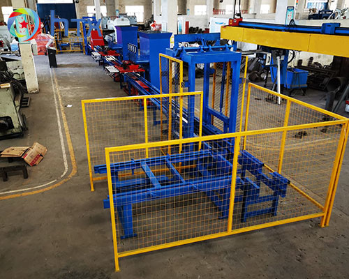 Beton-Dosiersystem Wandplatten-Produktionslinie Kultursteinmachmaschine